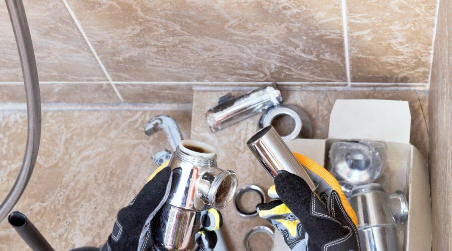 Professional gutter cleaning in Eastaboga, AL